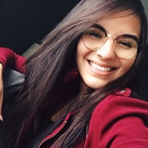 Meet your Posher, Gabriela